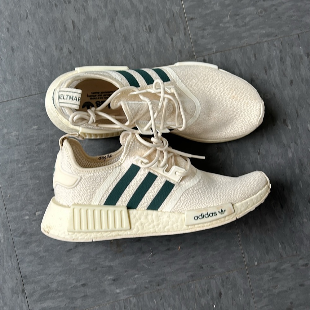 ADIDAS ORIGINALS NMD R1 Cream White  FZ6001 Women's Sneaker.